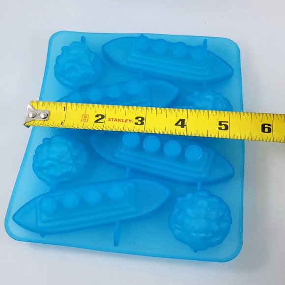 Silicone Ice Cube Mold Gin And Titonic Silicone Read - Picture 6 of 7